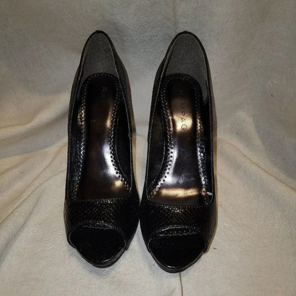 Rampage, BNIB Black Faux Snake Skin Heel, Size 8.5 - Picture 3 of 9